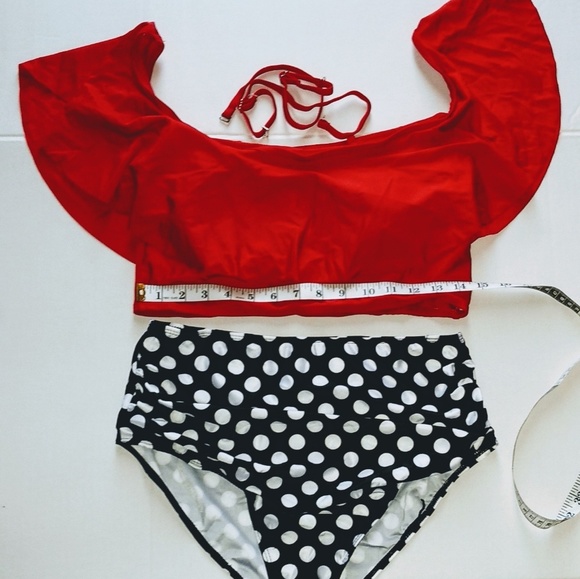 Swimsuit 2 piece - Picture 4 of 6